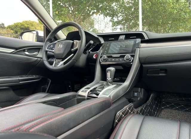 
								Honda Civic, 2020 full									