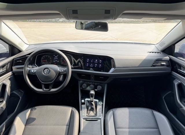
								Volkswagen Jetta, 2020 full									