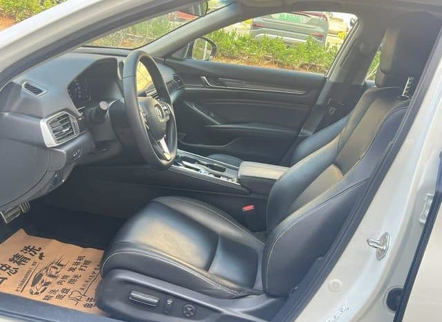 
								Honda Accord, 2022 full									