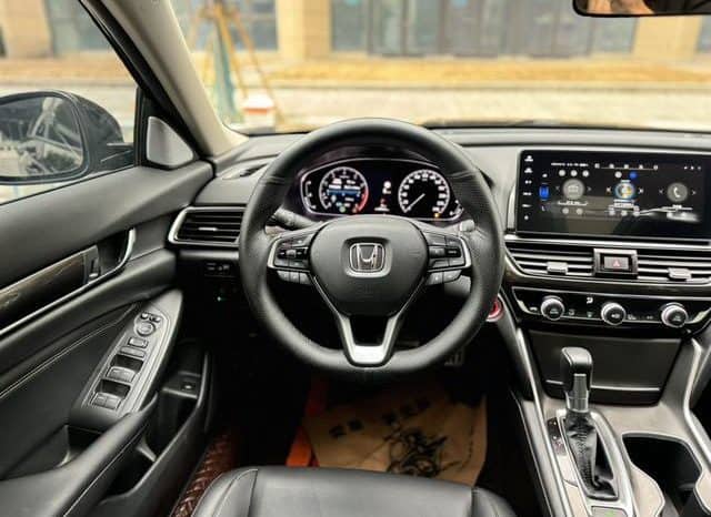 
								Honda Accord, 2023 full									