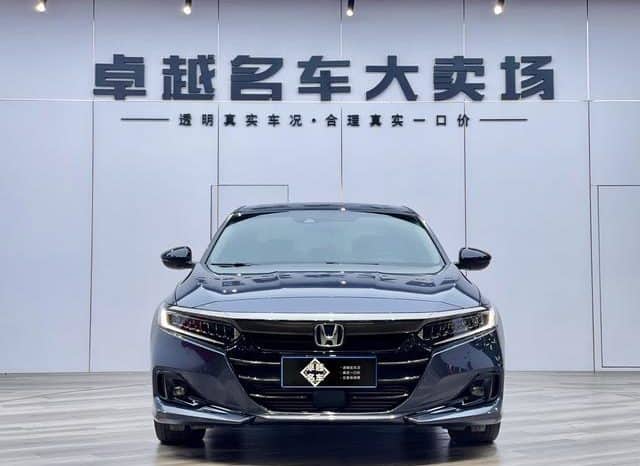 
								Honda Accord, 2022 full									