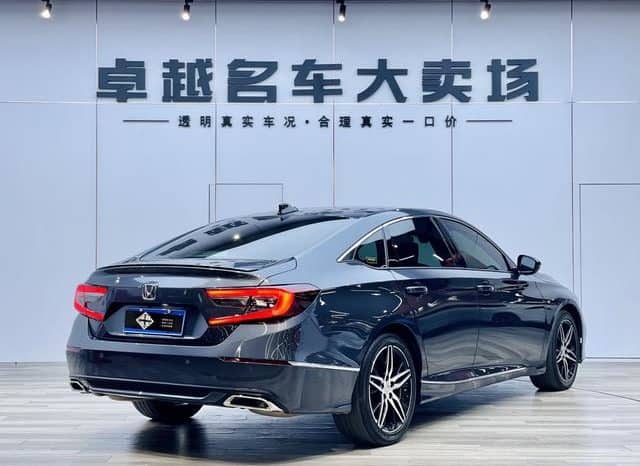 
								Honda Accord, 2022 full									