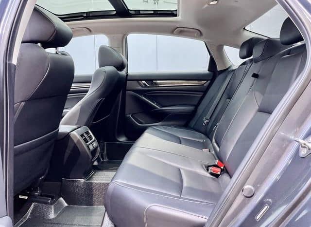 
								Honda Accord, 2022 full									
