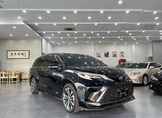 
								Toyota Granvia, 2023 full									
