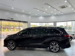 
										Toyota Granvia, 2023 full									