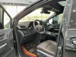 
										Toyota Granvia, 2023 full									