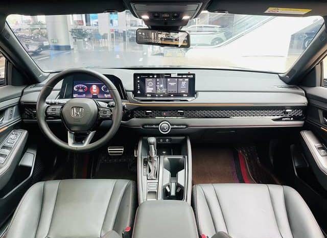 
								Honda Accord, 2024 full									