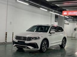 67d85ebe3c89b Volkswagen Tiguan L, 2022