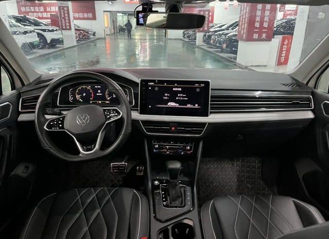 
								Volkswagen Tiguan L, 2022 full									