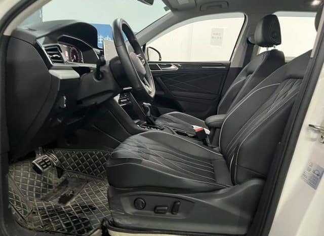 
								Volkswagen Tiguan L, 2022 full									