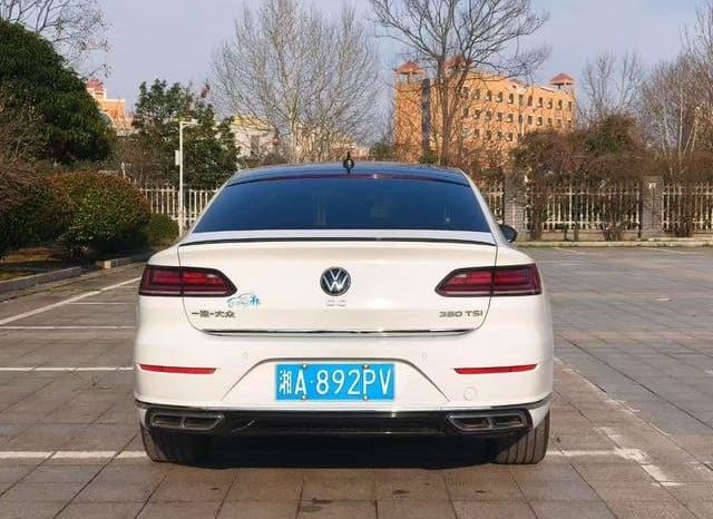 
								Volkswagen Passat CC, 2021 full									