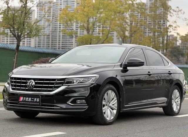 67d861cf32d25 Volkswagen Passat, 2020