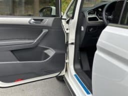 
										Volkswagen Touran L, 2020 full									