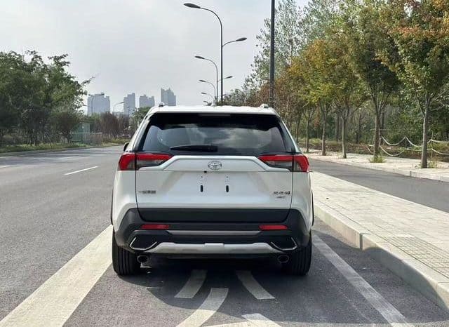 
								Toyota RAV4 (IV), 2021 full									