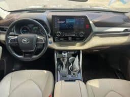 
										Toyota Highlander (III), 2021 full									