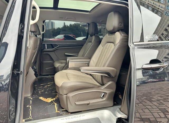 
								Volkswagen Viloran, 2022 full									