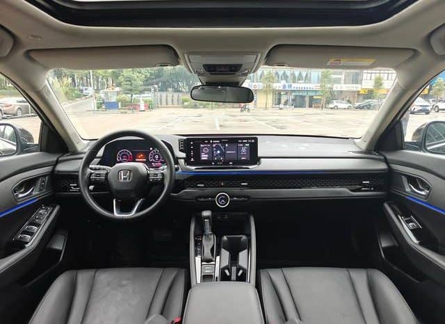 
								Honda Accord, 2024 full									