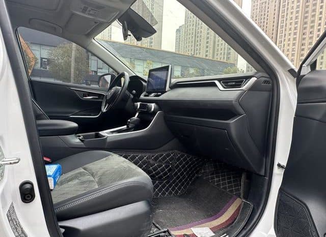 
								Toyota RAV4 (IV), 2023 full									