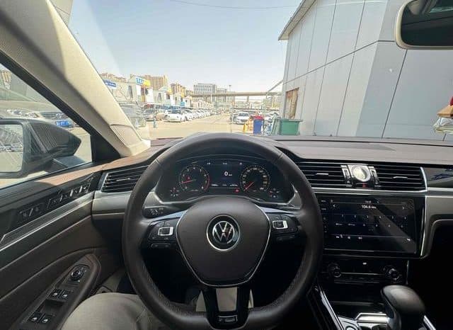 
								Volkswagen Phideon, 2021 full									