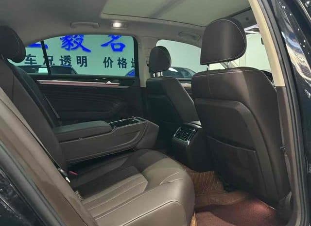 
								Volkswagen Phideon, 2021 full									