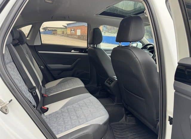 
								Volkswagen Golf 7 (Lavida), 2022 full									