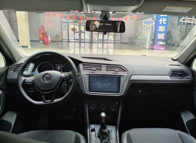 
								Volkswagen Tiguan L, 2021 full									