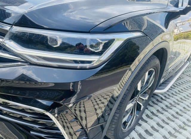 
								Volkswagen Tiguan L, 2022 full									