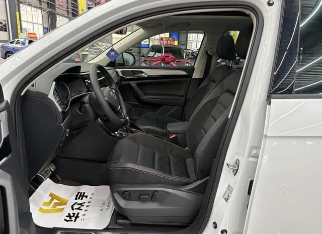 
								Volkswagen Tayron, 2021 full									