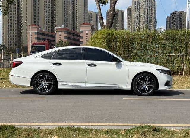 
								Honda Accord, 2022 full									
