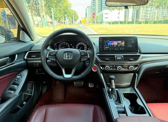 
								Honda Accord, 2022 full									