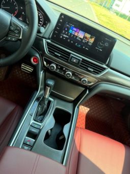
										Honda Accord, 2022 full									