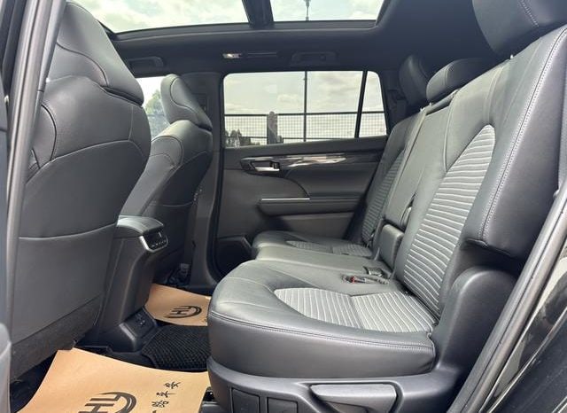 
								Toyota Highlander, 2023 full									