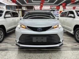 
										Toyota Sienna, 2023 full									
