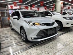 
										Toyota Sienna, 2023 full									