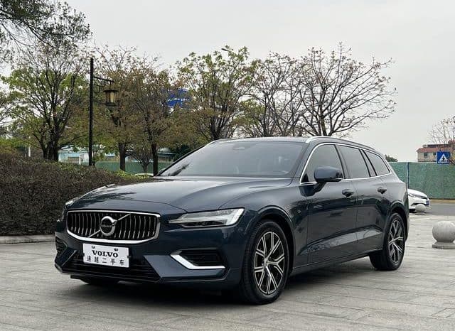 67d871c41b877 Volvo V60, 2023