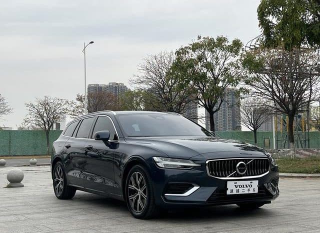 
								Volvo V60, 2023 full									
