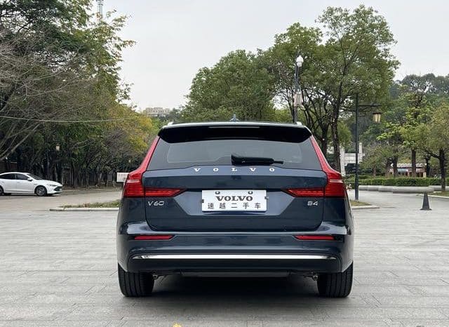 
								Volvo V60, 2023 full									