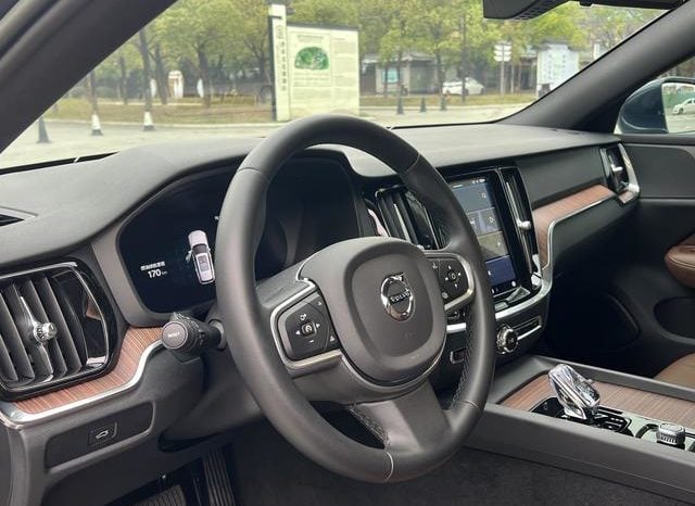 
								Volvo V60, 2023 full									