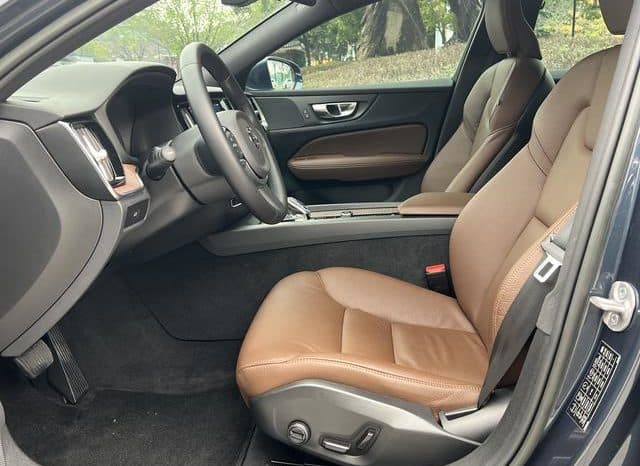 
								Volvo V60, 2023 full									
