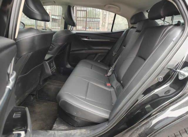 
								Toyota Camry, 2024 full									