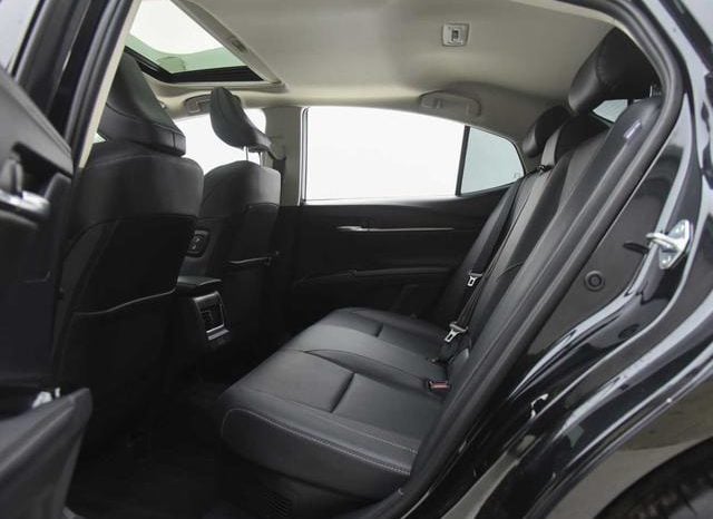 
								Toyota Camry, 2024 full									