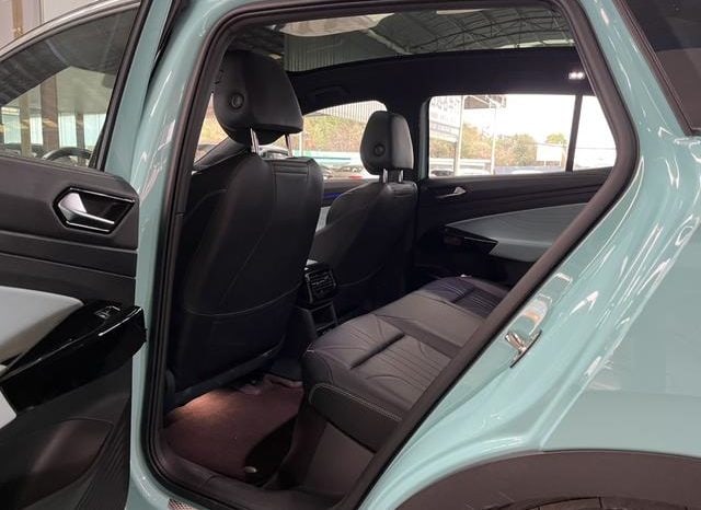 
								Volkswagen ID.4 X, 2023 full									