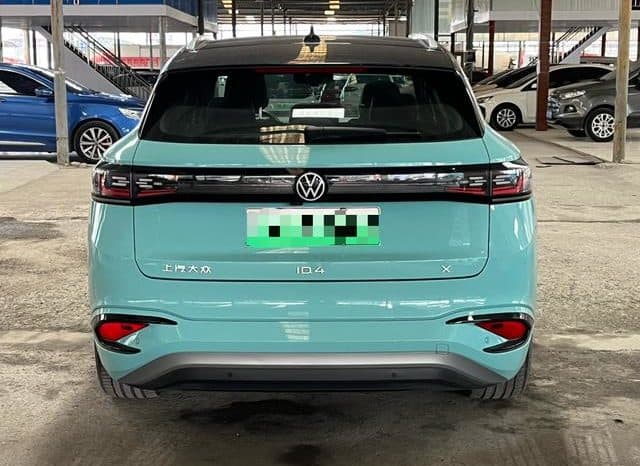 
								Volkswagen ID.4 X, 2023 full									