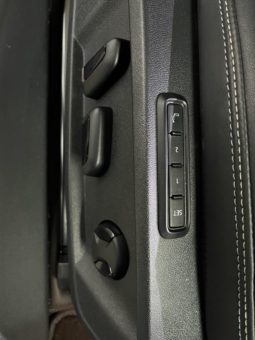 
										Volkswagen ID.4 X, 2023 full									