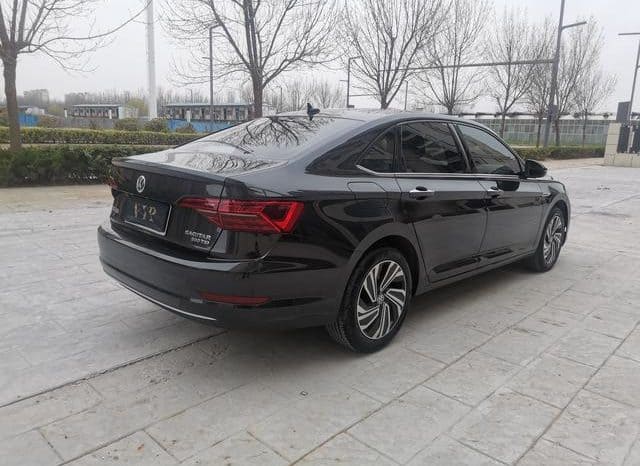 
								Volkswagen Jetta, 2022 full									