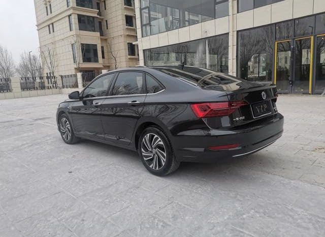
								Volkswagen Jetta, 2022 full									