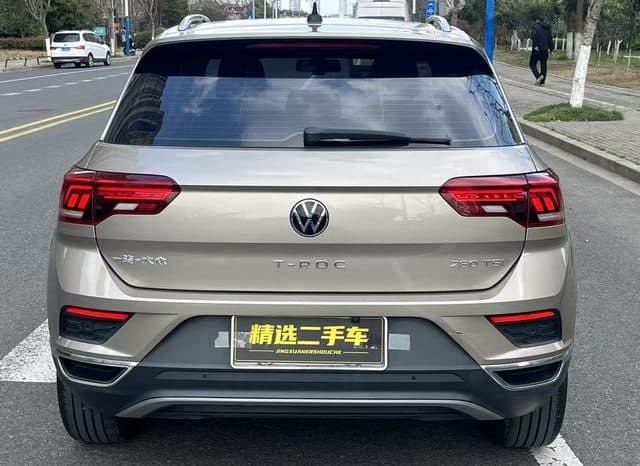 
								Volkswagen T-Roc, 2021 full									