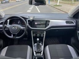 
										Volkswagen T-Roc, 2021 full									