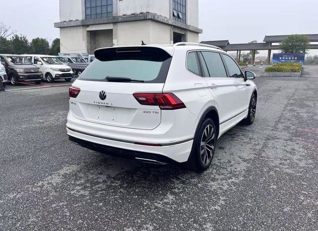 
								Volkswagen Tiguan L, 2021 full									