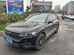 67d87fec13854 Volkswagen Touareg, 2022